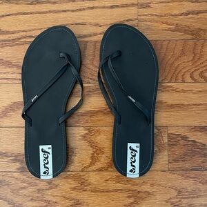 Reef Black Women’s Flip Flop Sandals Sz 8